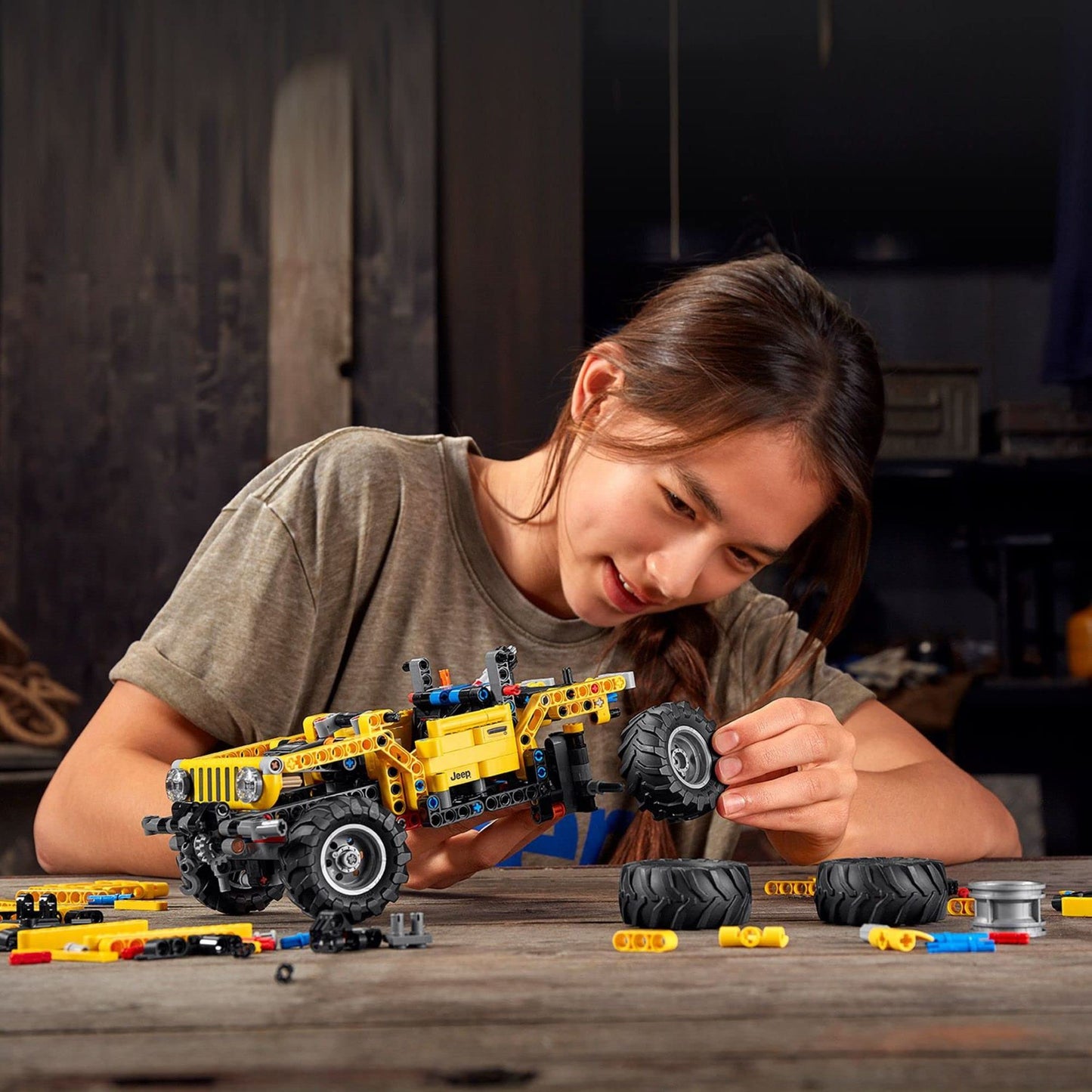 LEGO Technic Jeep Wrangler 42122 | 4x4 Off-Road Toy Car Building Kit