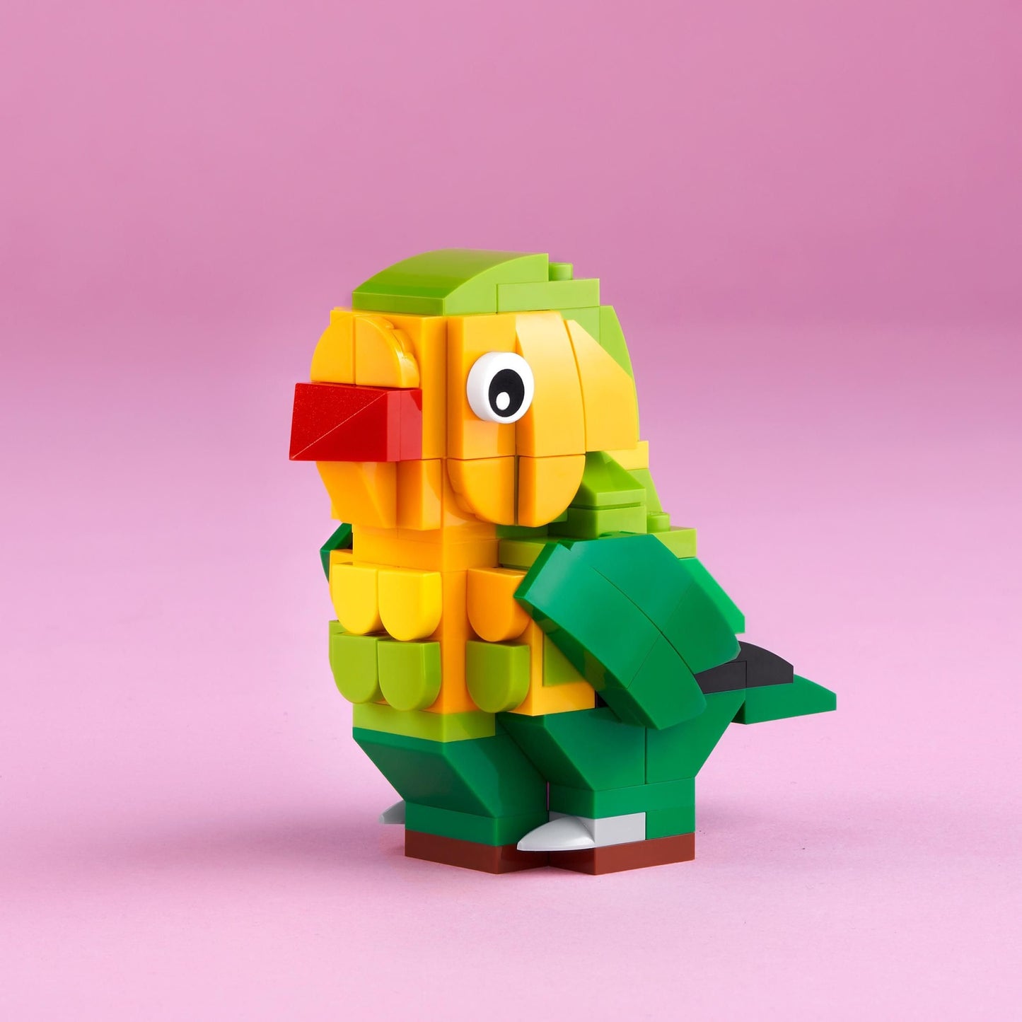 LEGO Valentine Lovebirds 40522 Building Kit – 298 Pieces, Gift for Valentine