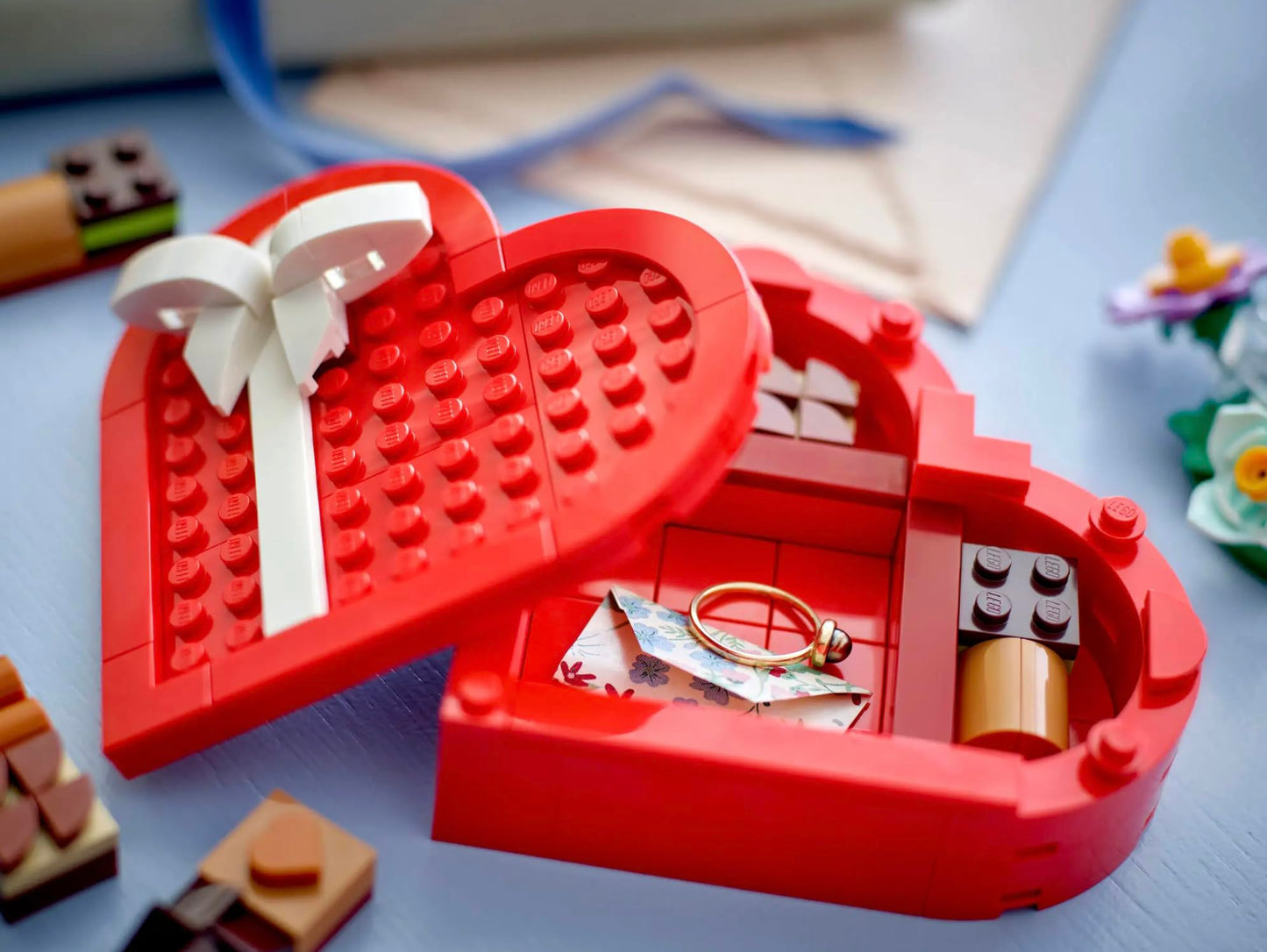 LEGO Creator Celebration Series: Valentine’s Day Box (40759) | 172-Piece Heart-Shaped Gift