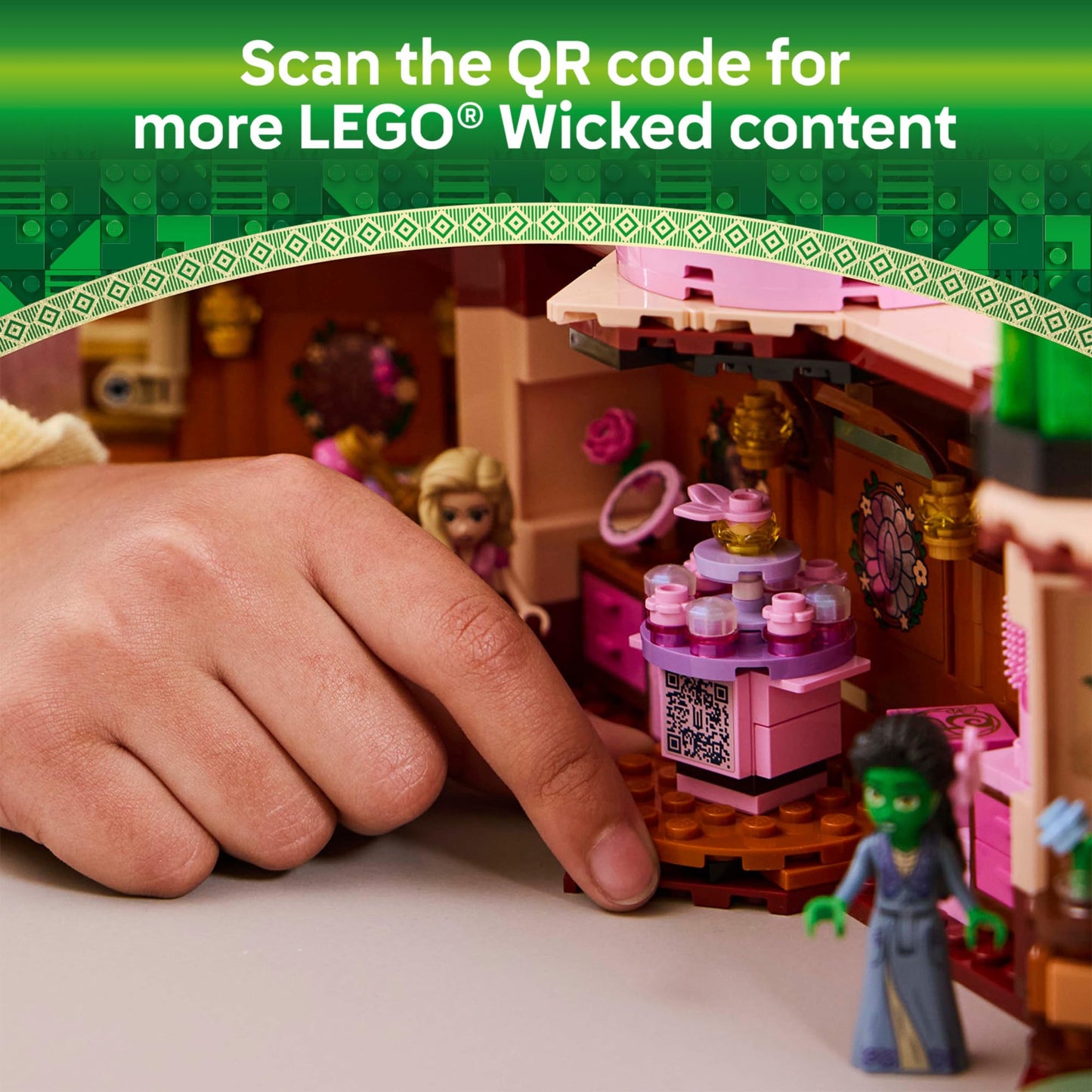 LEGO Wicked Glinda & Elphaba's Dormitory (75683) – Buildable Doll House for Kids Aged 8+