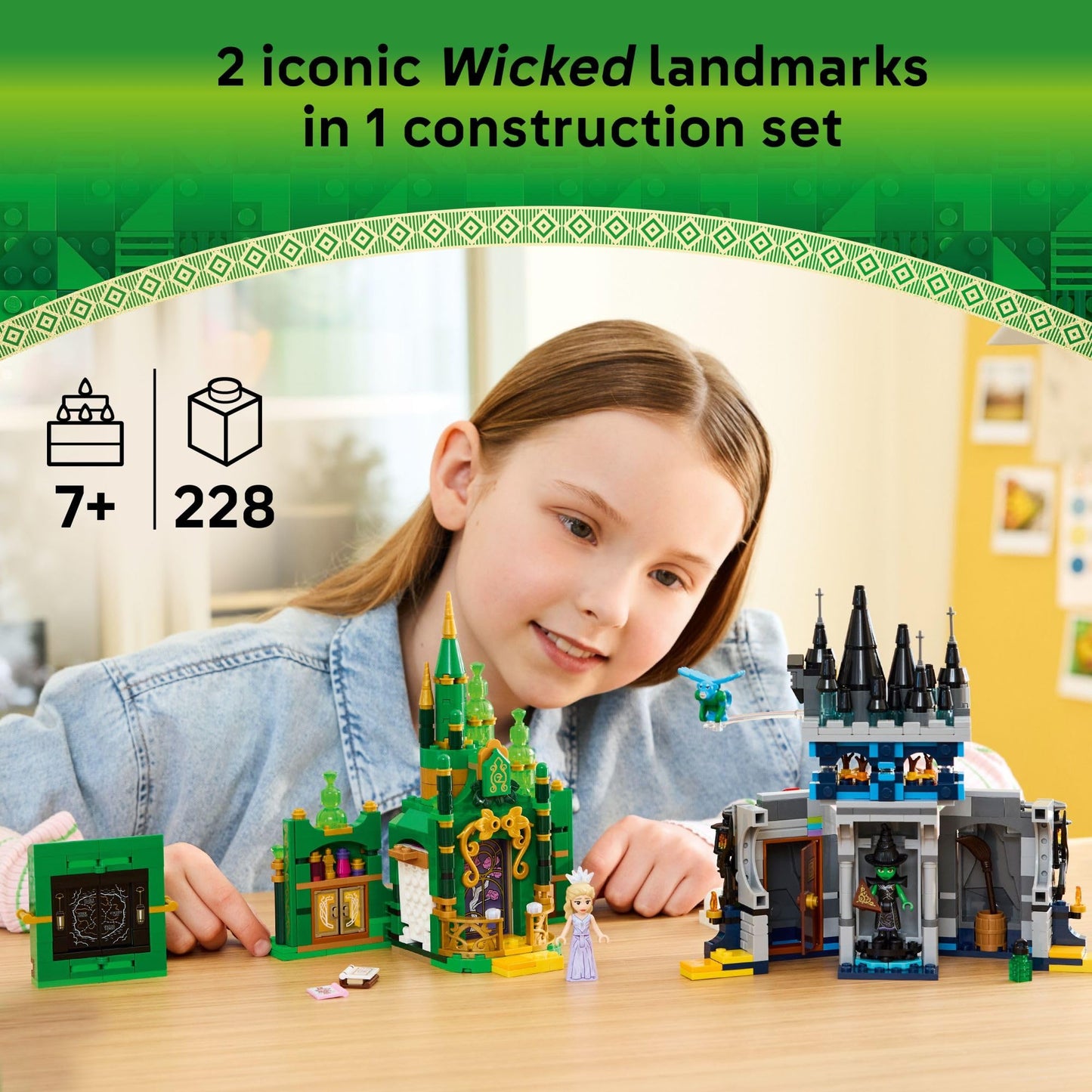 LEGO Wicked Emerald City & Kiamo Ko Castle (75689) – 860-Piece Buildable Toy with Flying Monkey Figure | Ages 9+