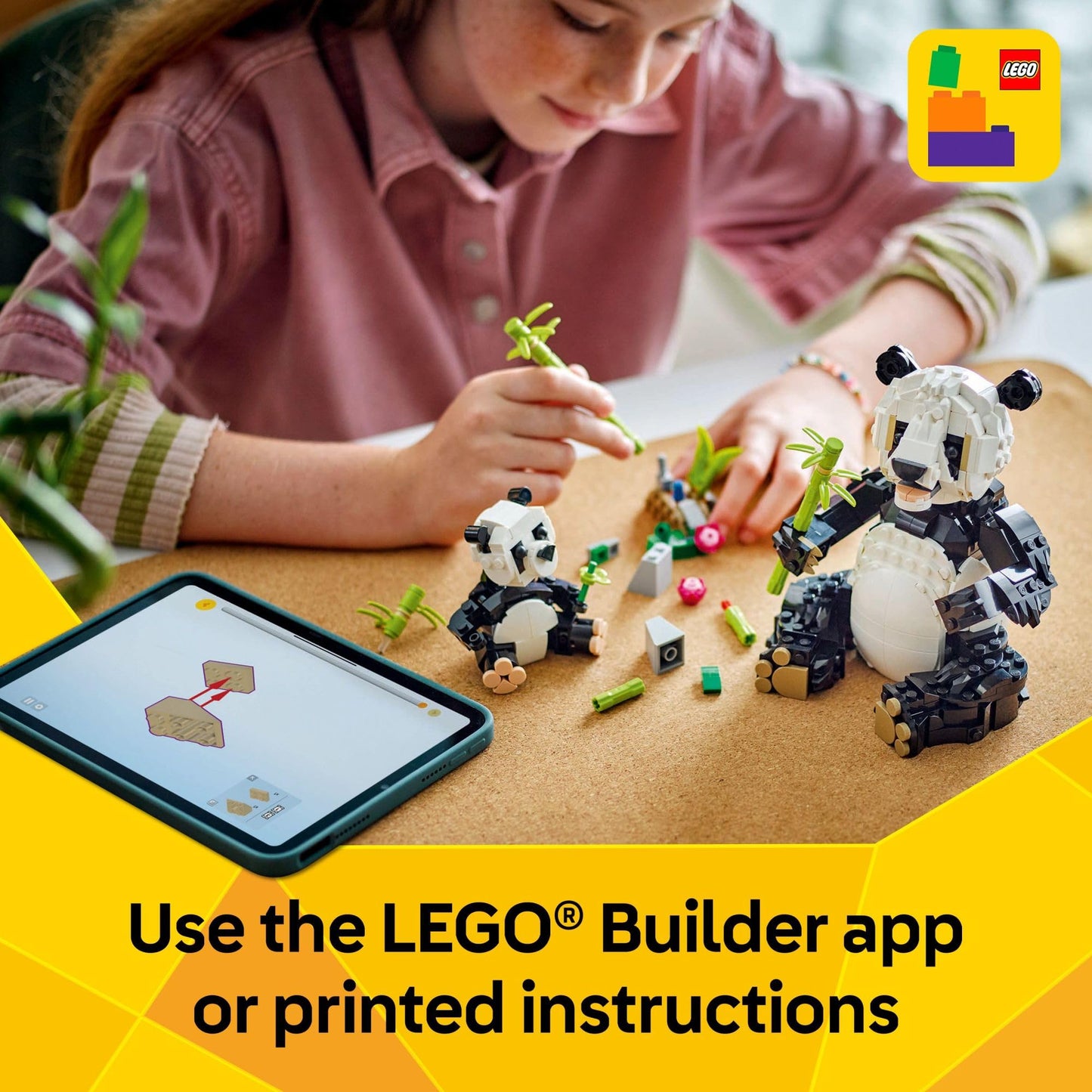 LEGO Creator 3-in-1 Wild Animals Panda Family – 626-Piece Building Kit for Kids 8+