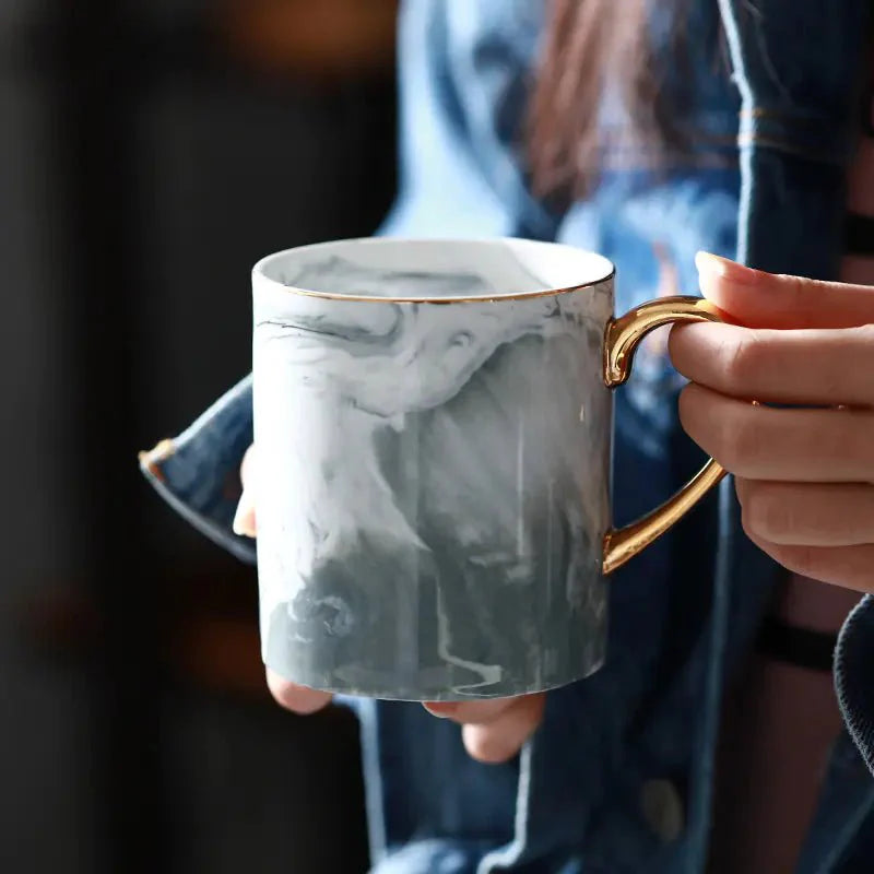 Lekoch Marble Pattern Gold-Trimmed Mug Set for Couples