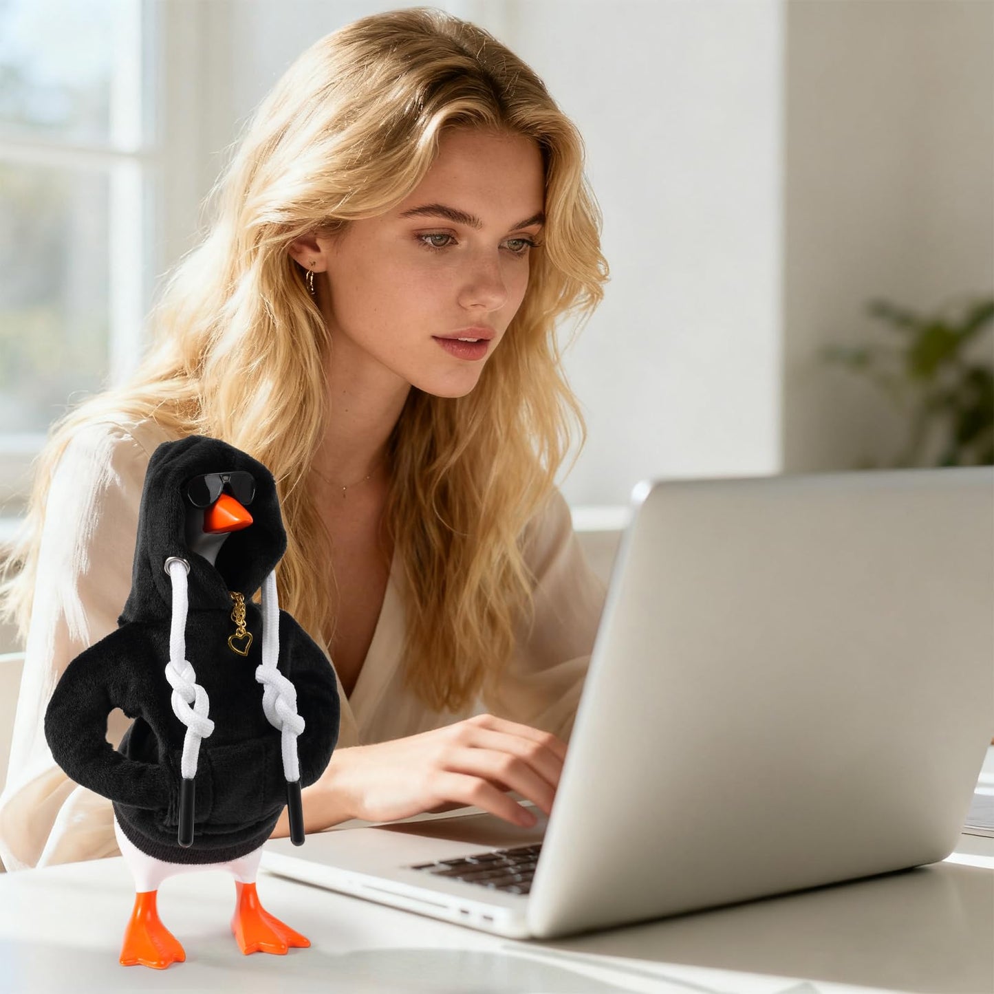 Linastu 6‑Piece 7‑Inch Desk Goose Outfit — Black Hoodie, Sunglasses & Necklace