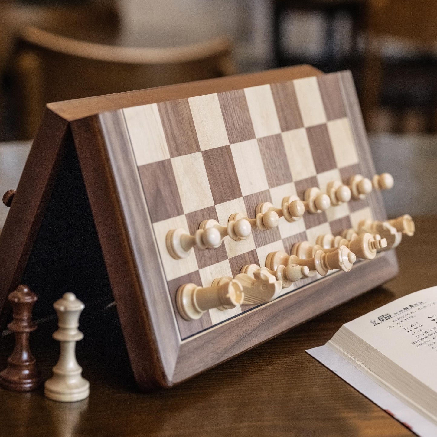 Lingle 15-Inch Magnetic Wooden Chess Set – Portable Travel Chess with 3-Inch King Pieces + Extra Queen