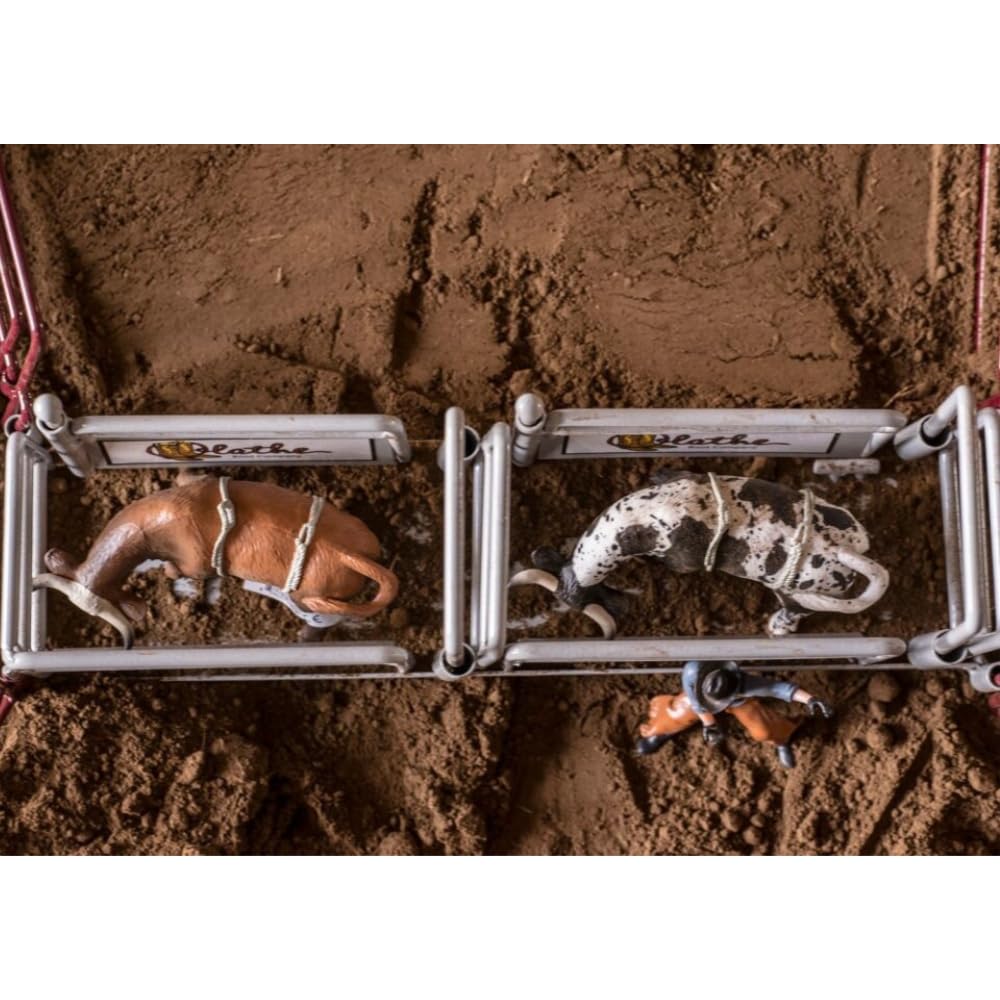 Little Buster Bucking Bulls Rodeo Set - 1:16 Scale Collectible with Brown & Spotted Bulls