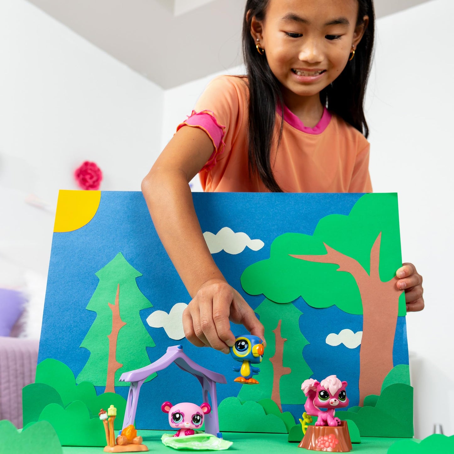 Littlest Pet Shop BF00574 Camping Set – 3 Pets & Accessories | Panda, Toucan, Squirrel