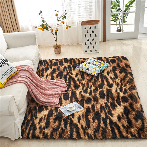 Living Room Carpet, Bedroom Bedside and Under Bed Plush Blanket, Elegant Floor Mat