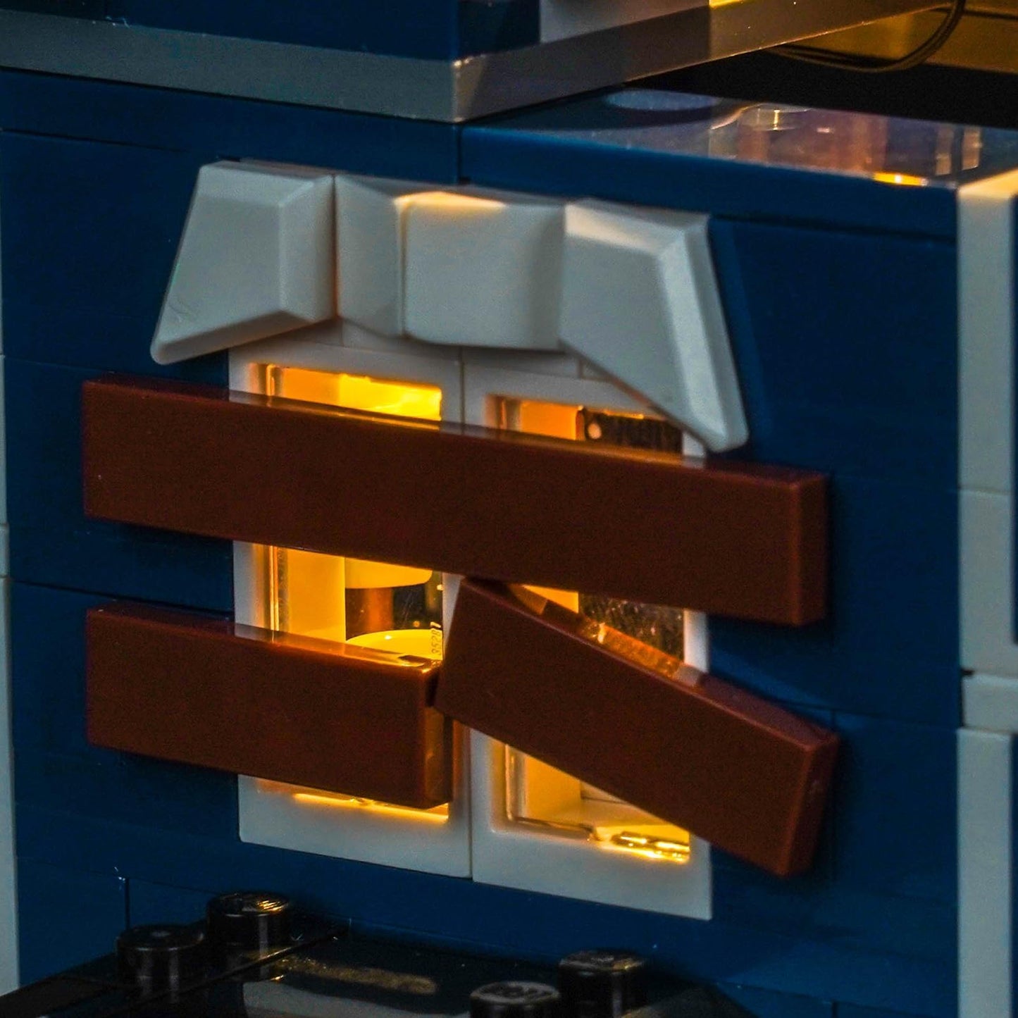 LocoLee Light Kit for LEGO 11370 Creel House — No Model Included