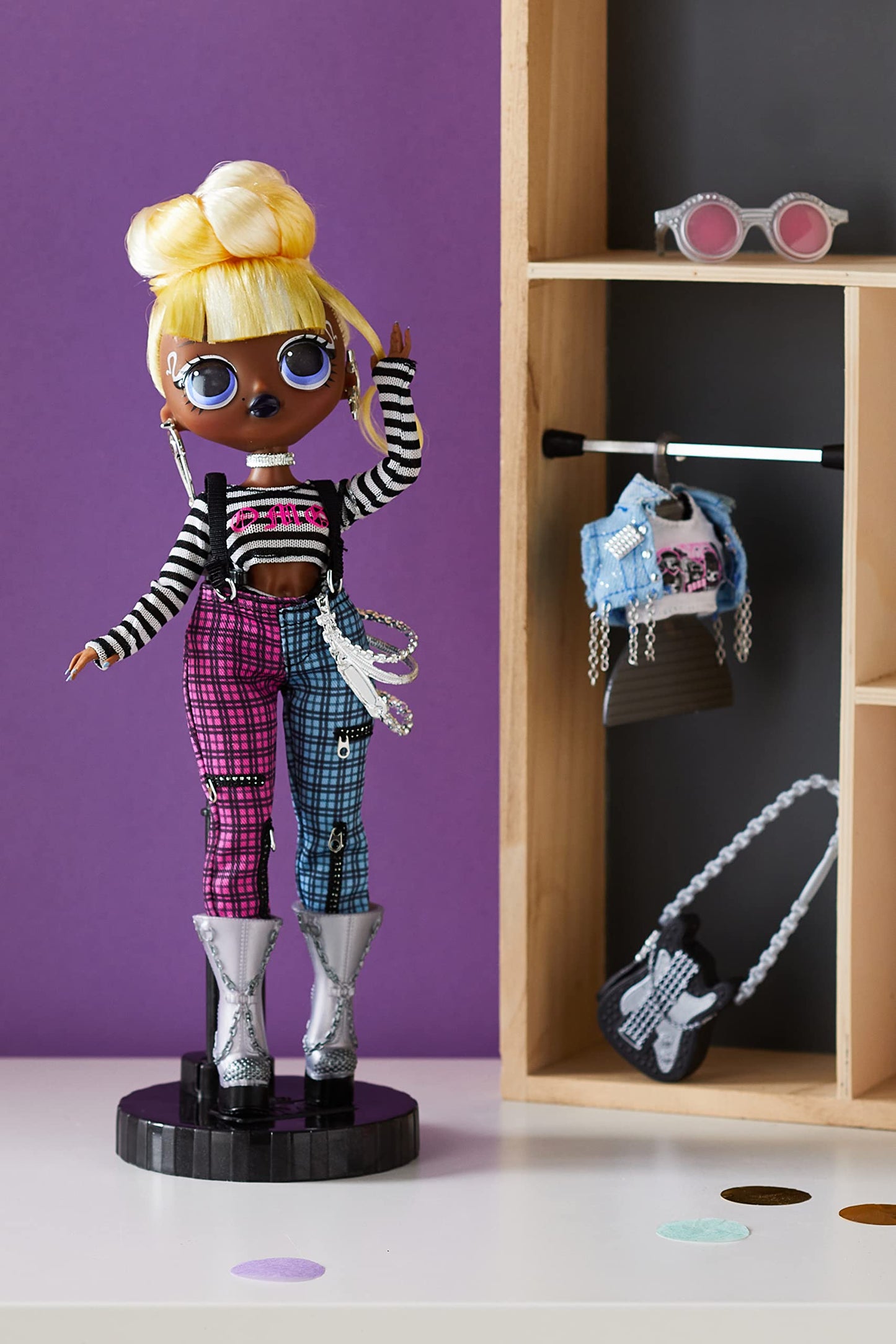 L.O.L. Surprise! OMG Melrose Fashion Doll – 20 Surprises, Accessories & Style