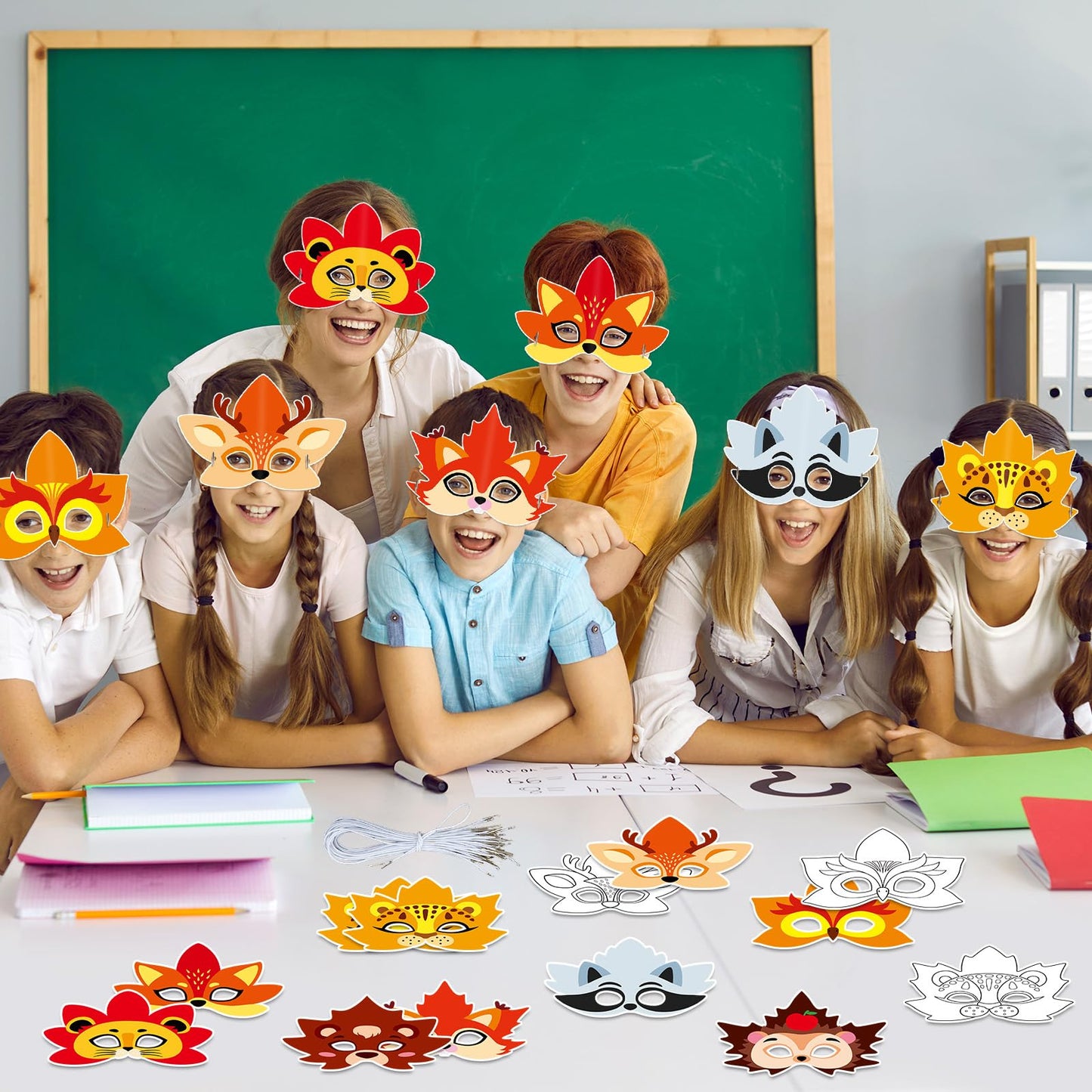 Lonfliness 36-Set Fall Maple Leaf Animal Masks – Kids Coloring Craft Kit for Autumn & Thanksgiving