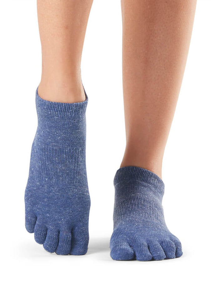 ToeSox Low Rise Full Toe Grip Socks