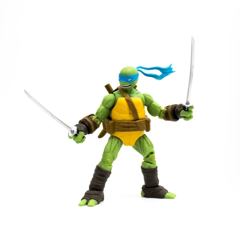 The Loyal Subjects TMNT BST AXN Leonardo IDW-Inspired 5-Inch Action Figure
