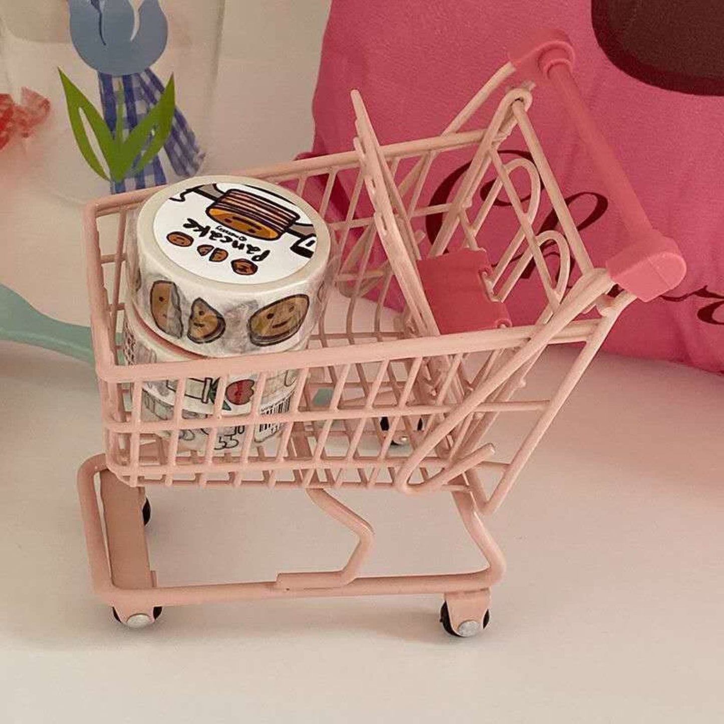 LUOZZY Mini Dollhouse Shopping Cart & Basket – Pink Pretend Play Grocery Cart for Kids (5.31×3.74×5.9 in)