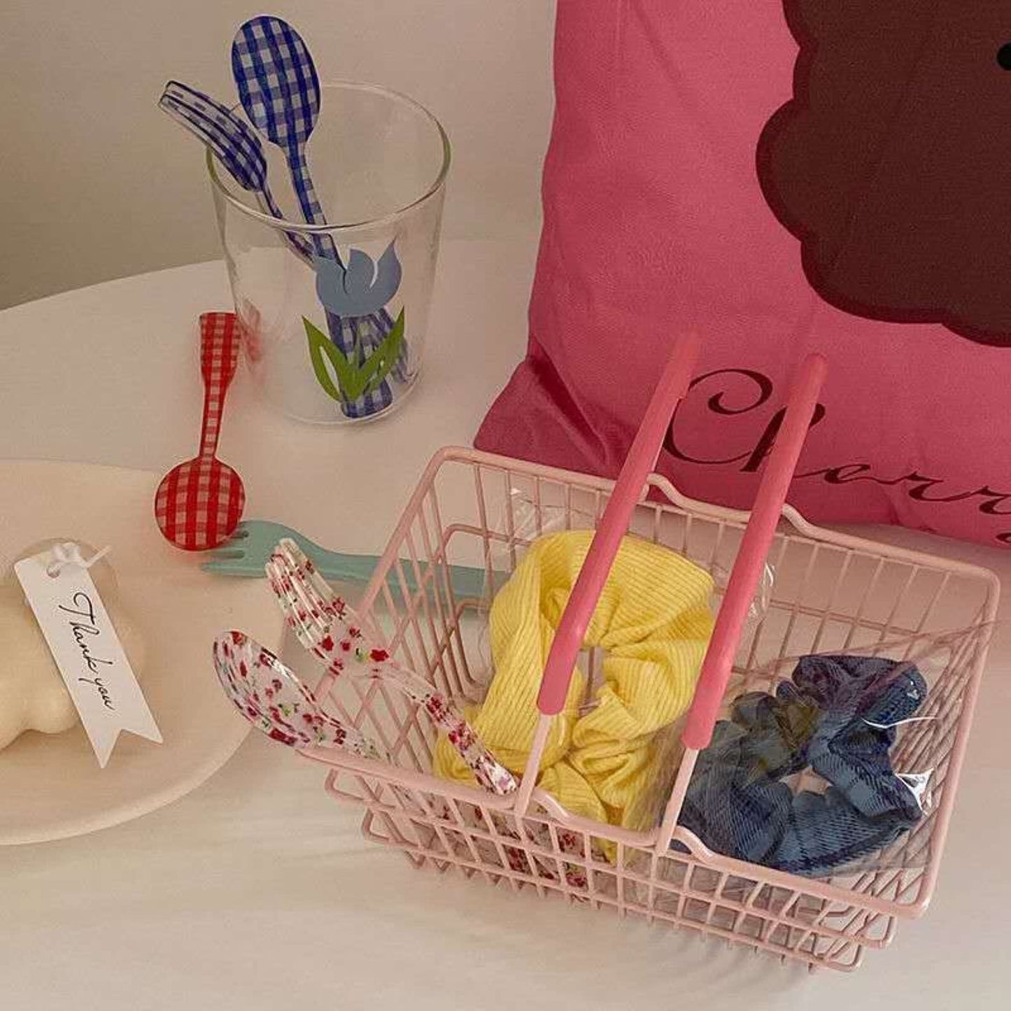 LUOZZY Mini Dollhouse Shopping Cart & Basket – Pink Pretend Play Grocery Cart for Kids (5.31×3.74×5.9 in)