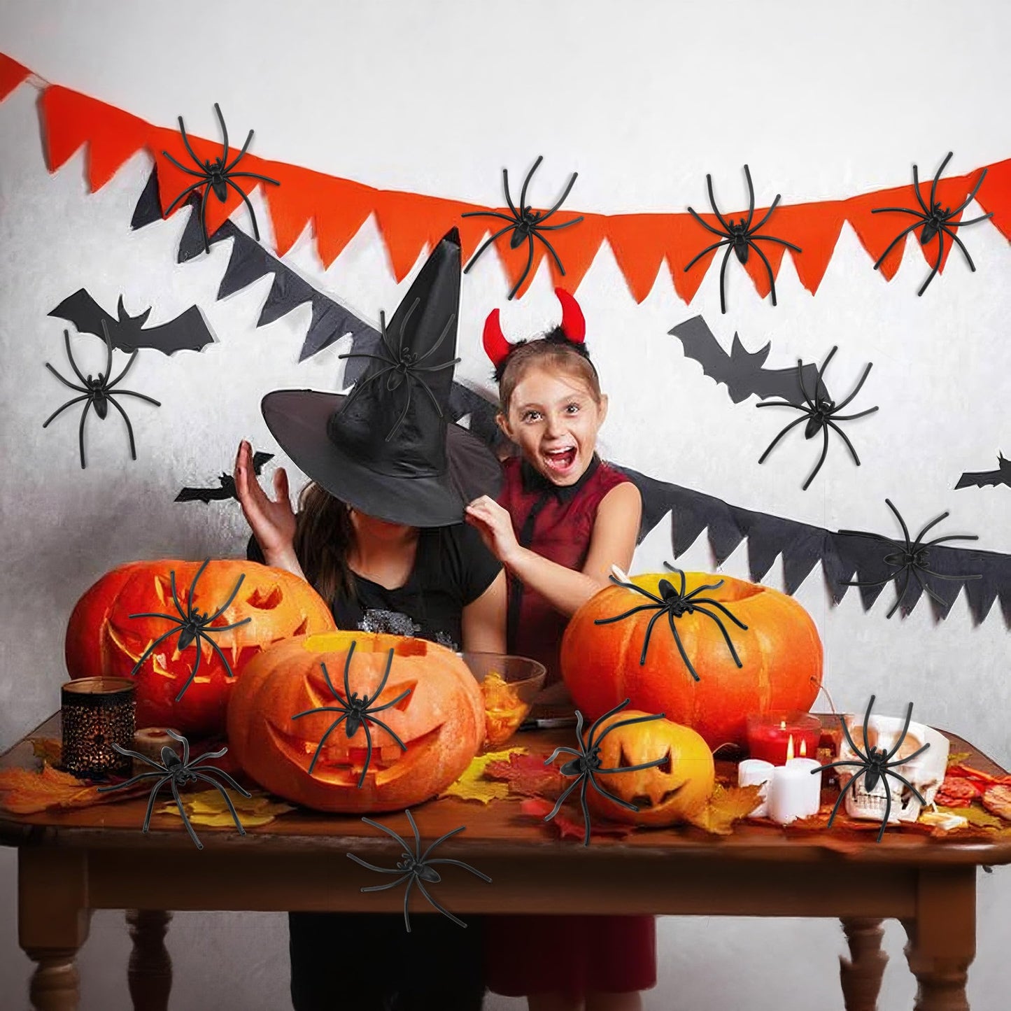 Lxzyu 120-Piece Plastic Spiders for Halloween Decor & Pranks