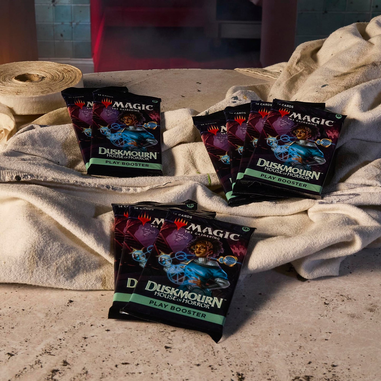 Magic: The Gathering Duskmourn: House of Horror Bundle — 9 Play Boosters & Exclusive Foil Promo