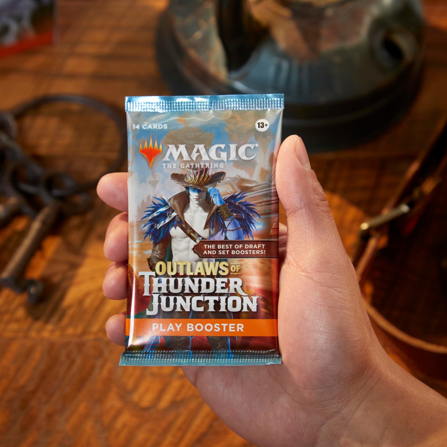 Magic: The Gathering Outlaws of Thunder Junction Play Booster Box – 36 Boosters, 504 Cards