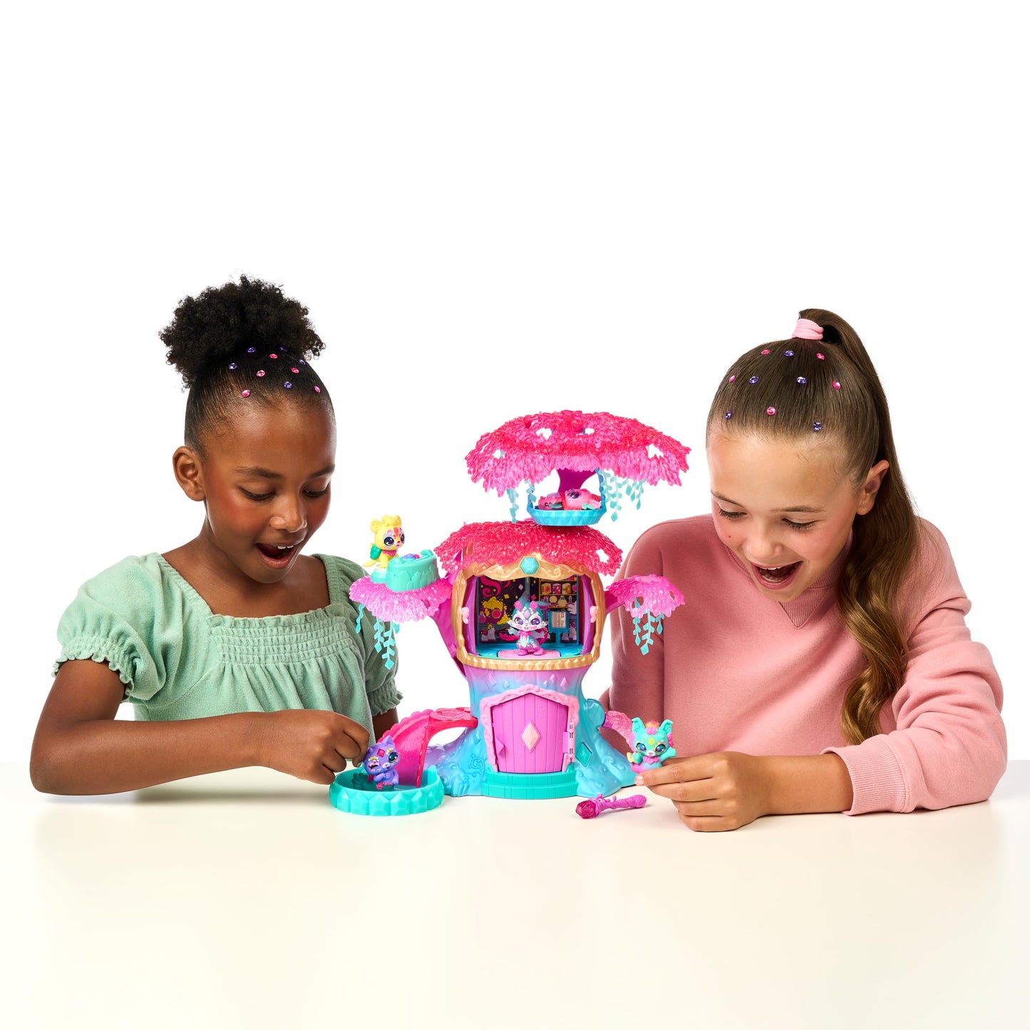 Magic Mixies Mixlings Light-Up Treehouse with Glow Mixling & Wand – Amazon Exclusive