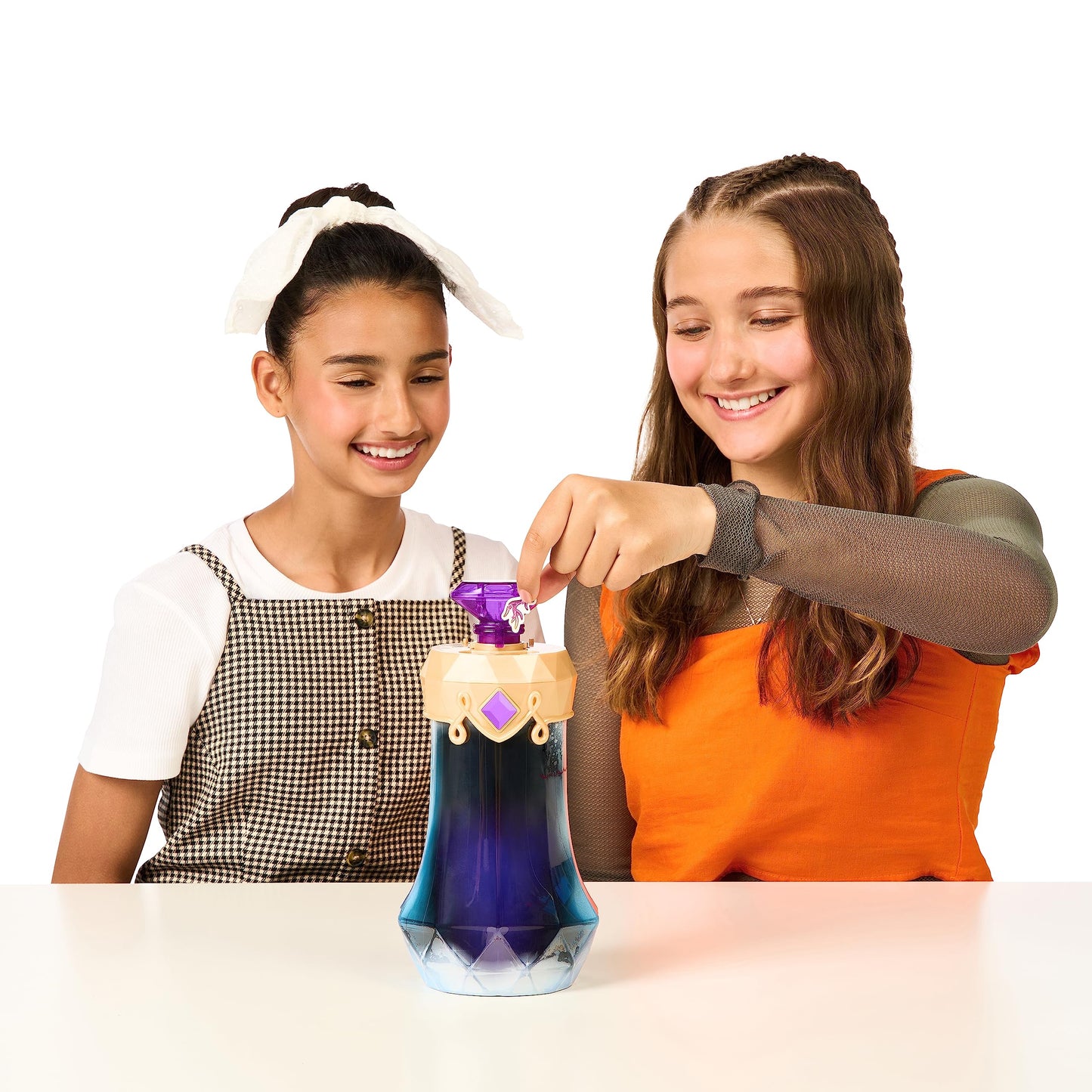 Magic Mixies Unia Pixling – 6.5-Inch Doll Revealed from Potion Bottle