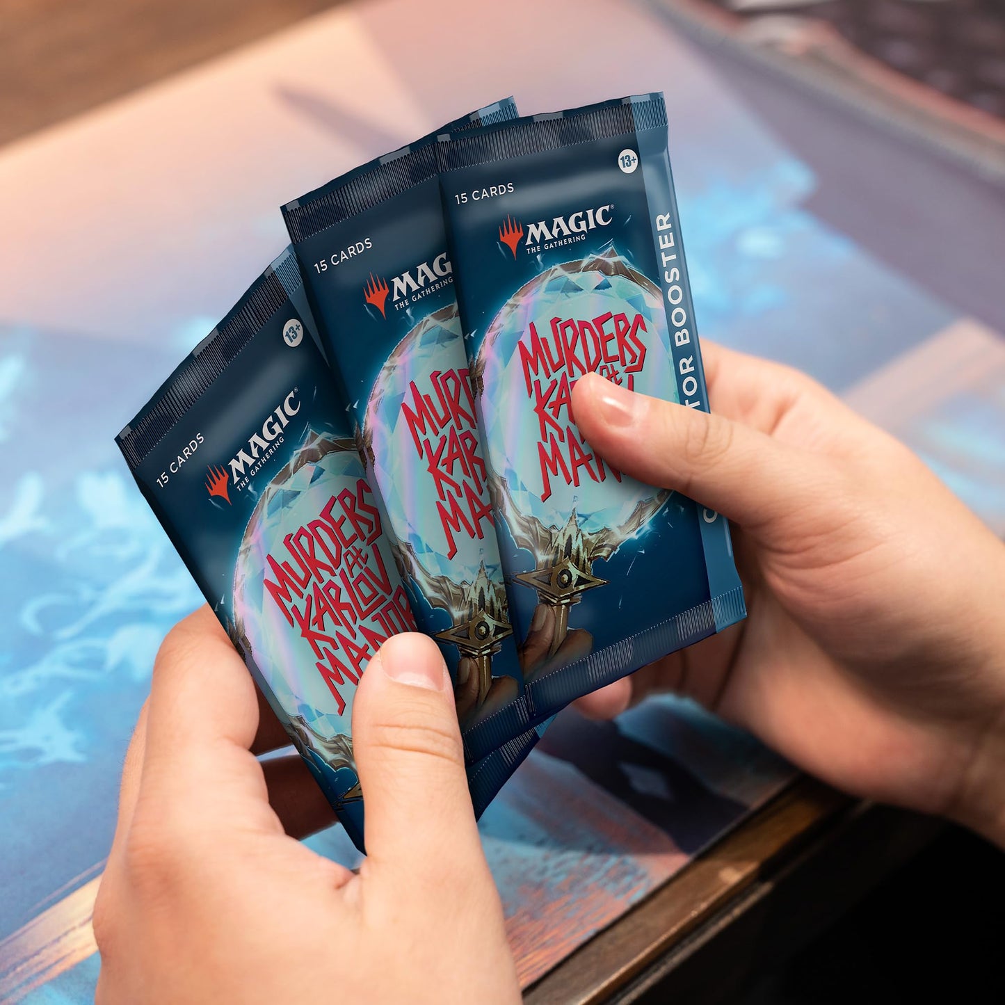 Magic: The Gathering Murders at Karlov Manor Collector Booster – 15 MTG Cards & Traditional Foil Token