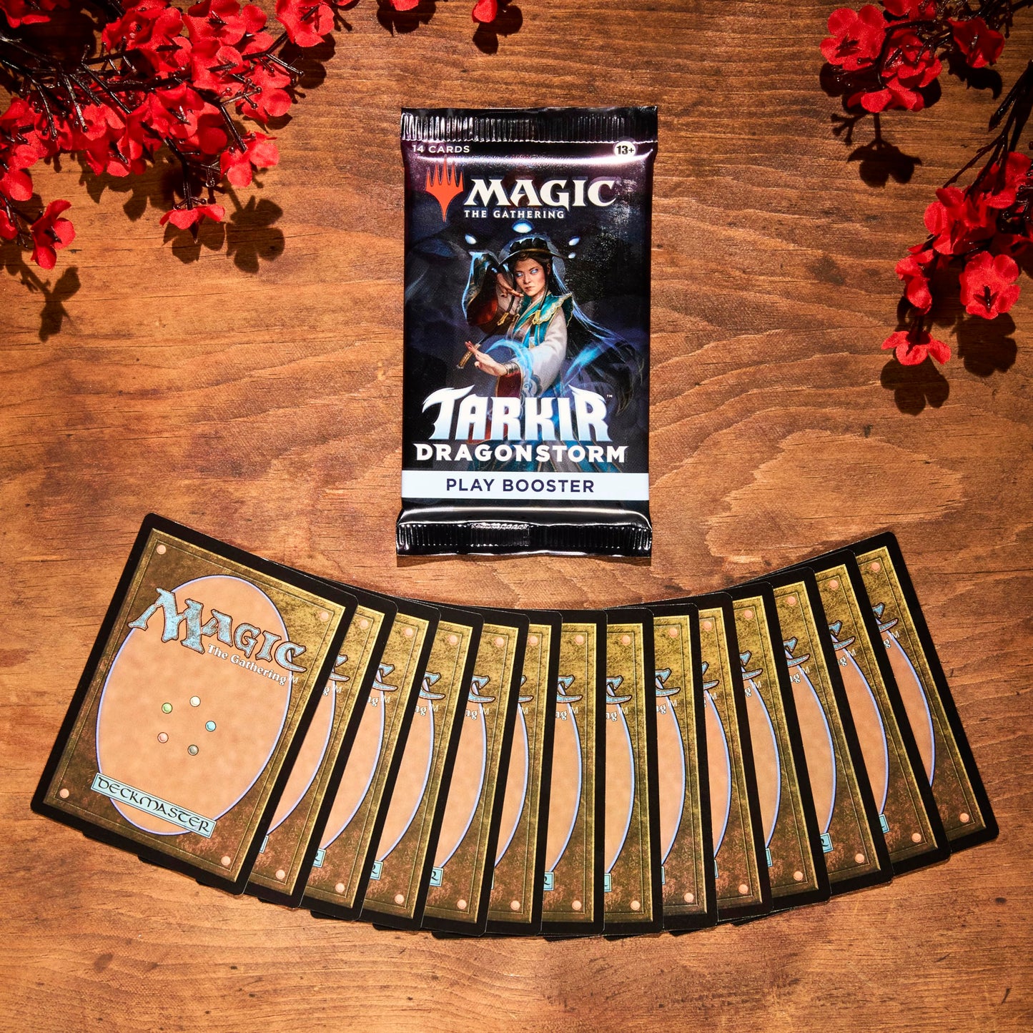Magic: The Gathering Tarkir Dragonstorm Play Booster Box — 30 Boosters