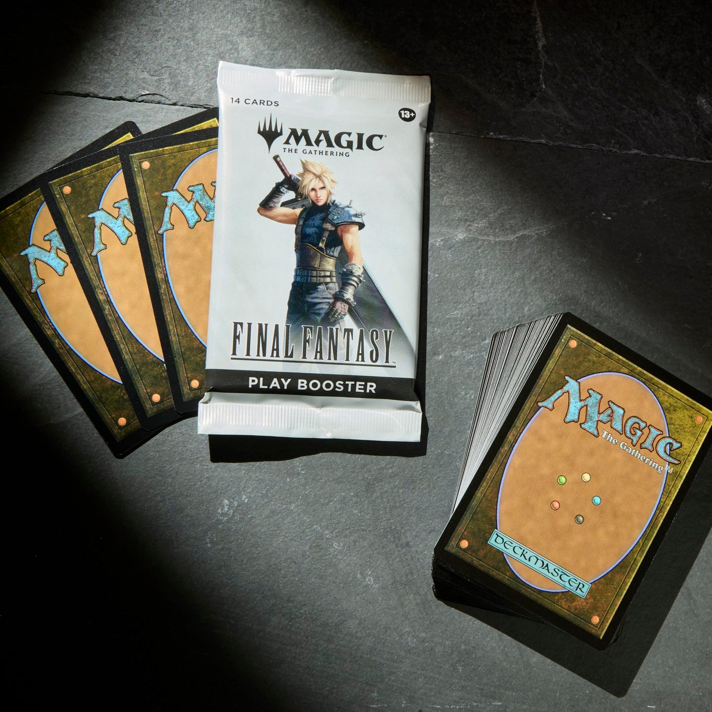 Magic: The Gathering Final Fantasy Play Booster Box | 30 Boosters