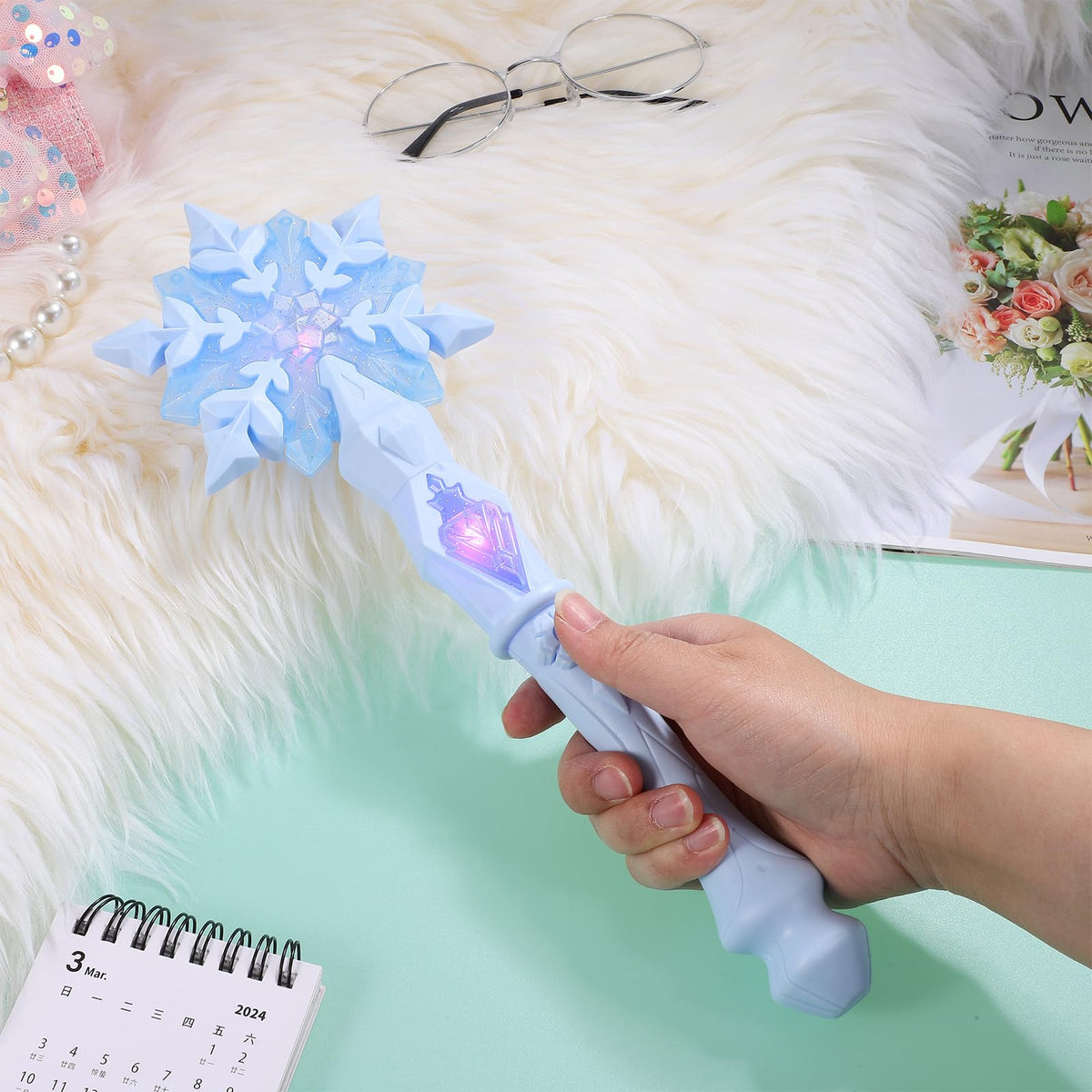 MAGICLULU Light Up Snowflake Princess Wand – 12.6 in Kids Party Prop (Batteries Not Included)