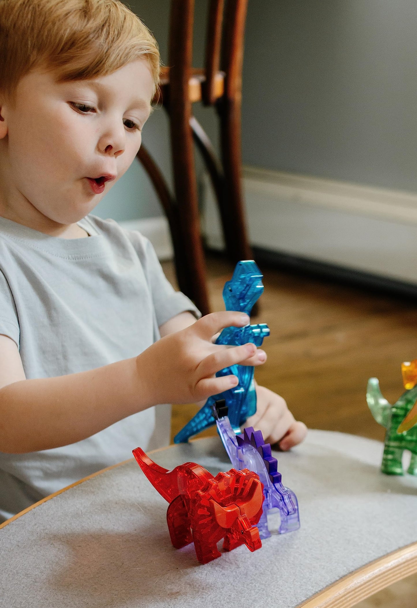 MAGNA-TILES Dinos 5-Piece Magnetic Figures – The Original Magnetic Building Brand