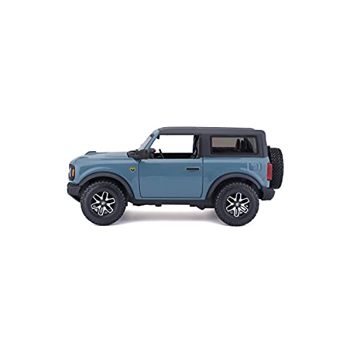 Maisto 1:24 Special Edition Ford Bronco Badlands 2-Dr Blue | Die-Cast Model Car