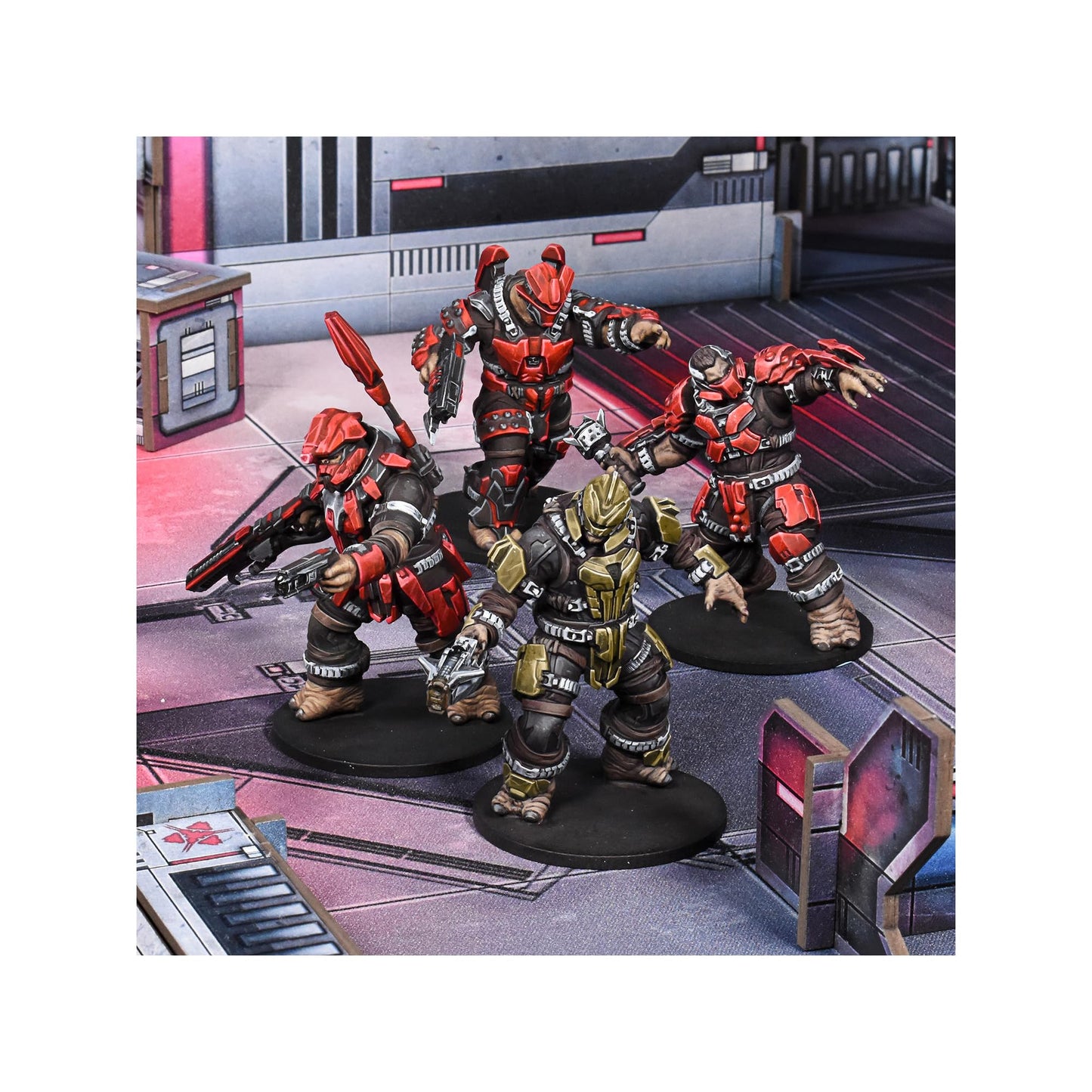 Mantic Halo: Flashpoint Rise of the Banished Faction Set – Banished Miniatures & Deluxe Board