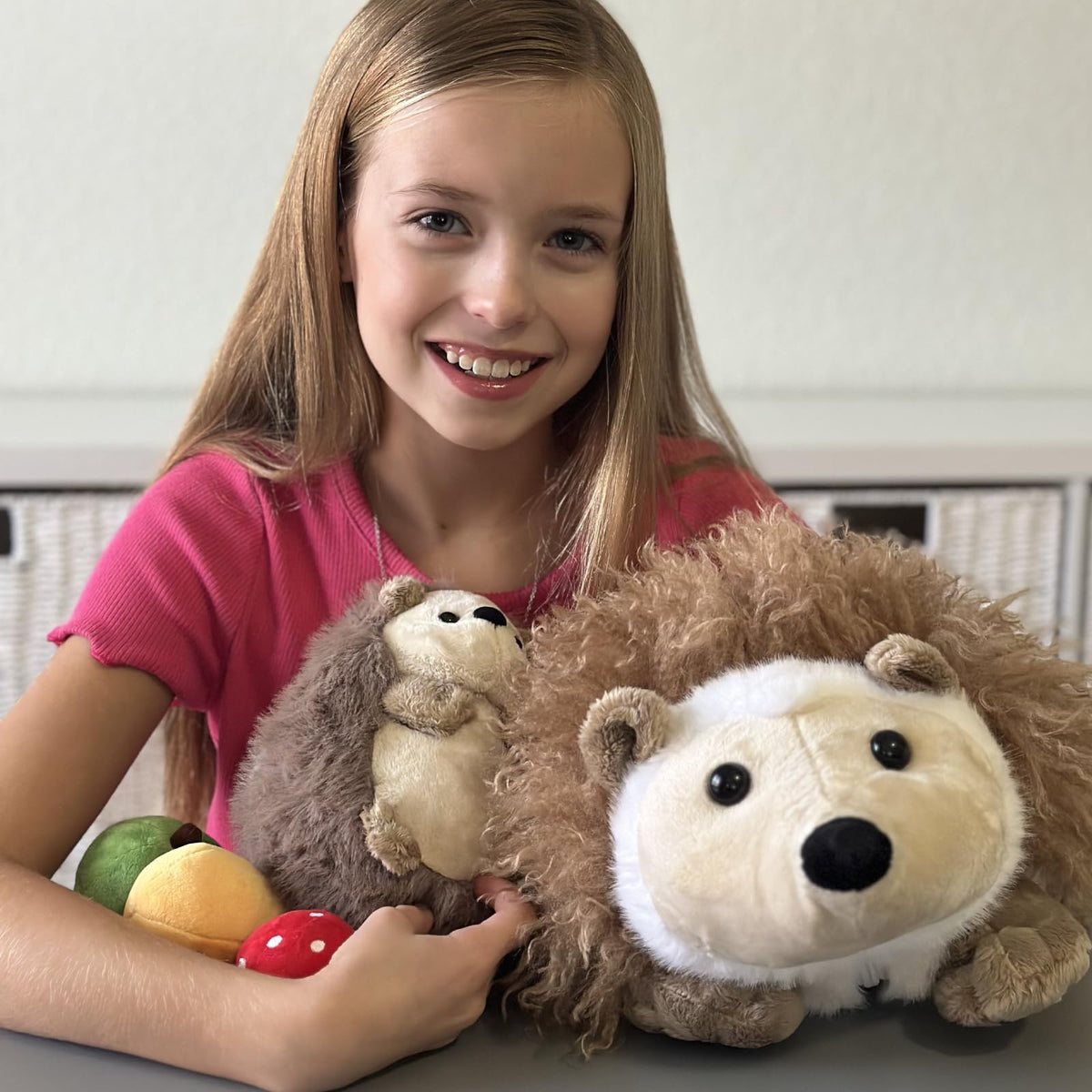 MaoGoLan Magnetic Hedgehog Plush Toys Set – Mama & Baby with 4 Fruits (16-inch)