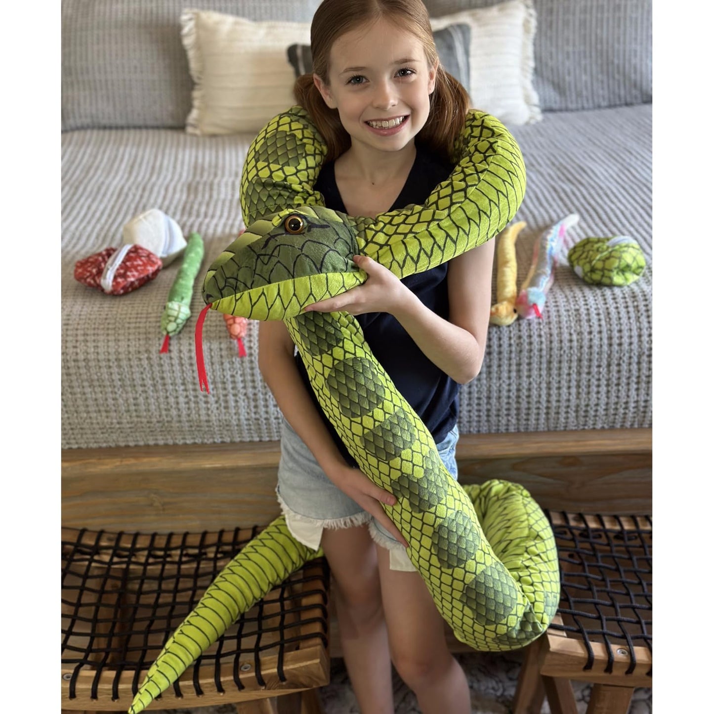 MaoGoLan 118-Inch Giant Green Snake with 4 Babies & 3 Eggs – Plush Toy