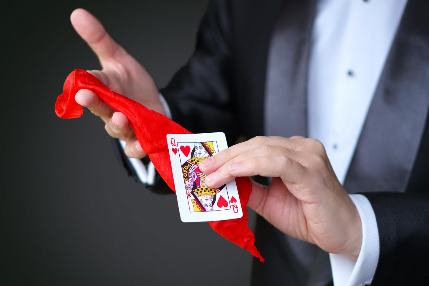 Marvin's Magic Signature Deluxe Box of Tricks | Executive Magic Set for Beginners & Pros