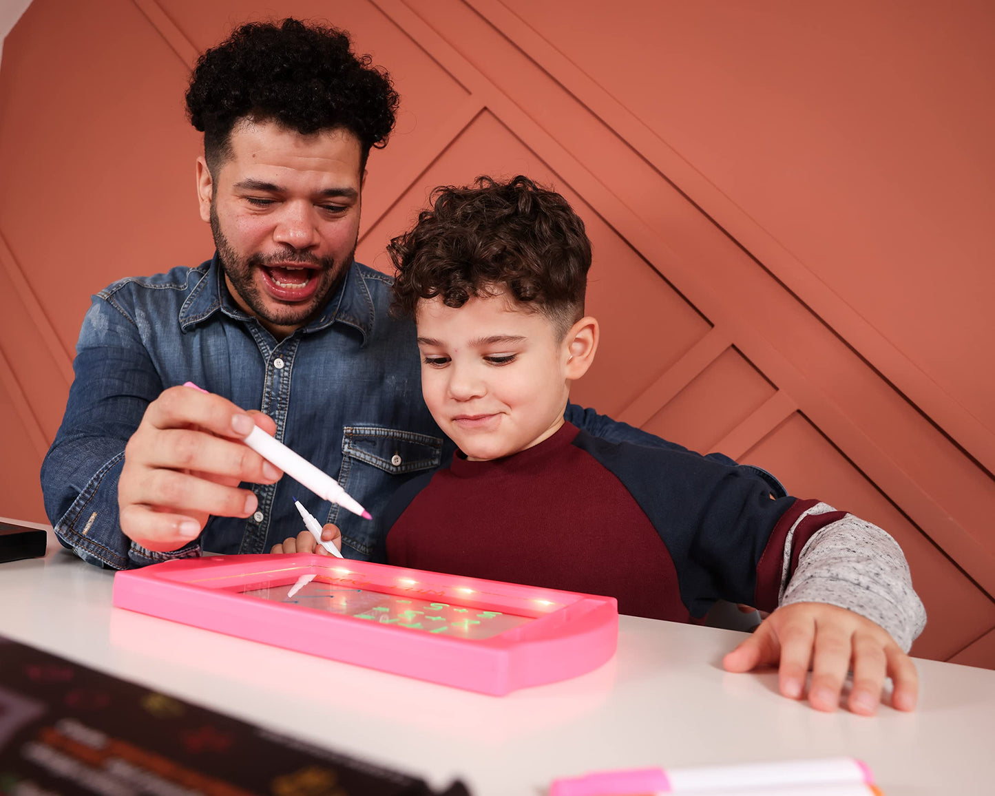 Marvin's Magic Glow Art LED Doodle Board – Light Up Drawing Pad for Kids 5+