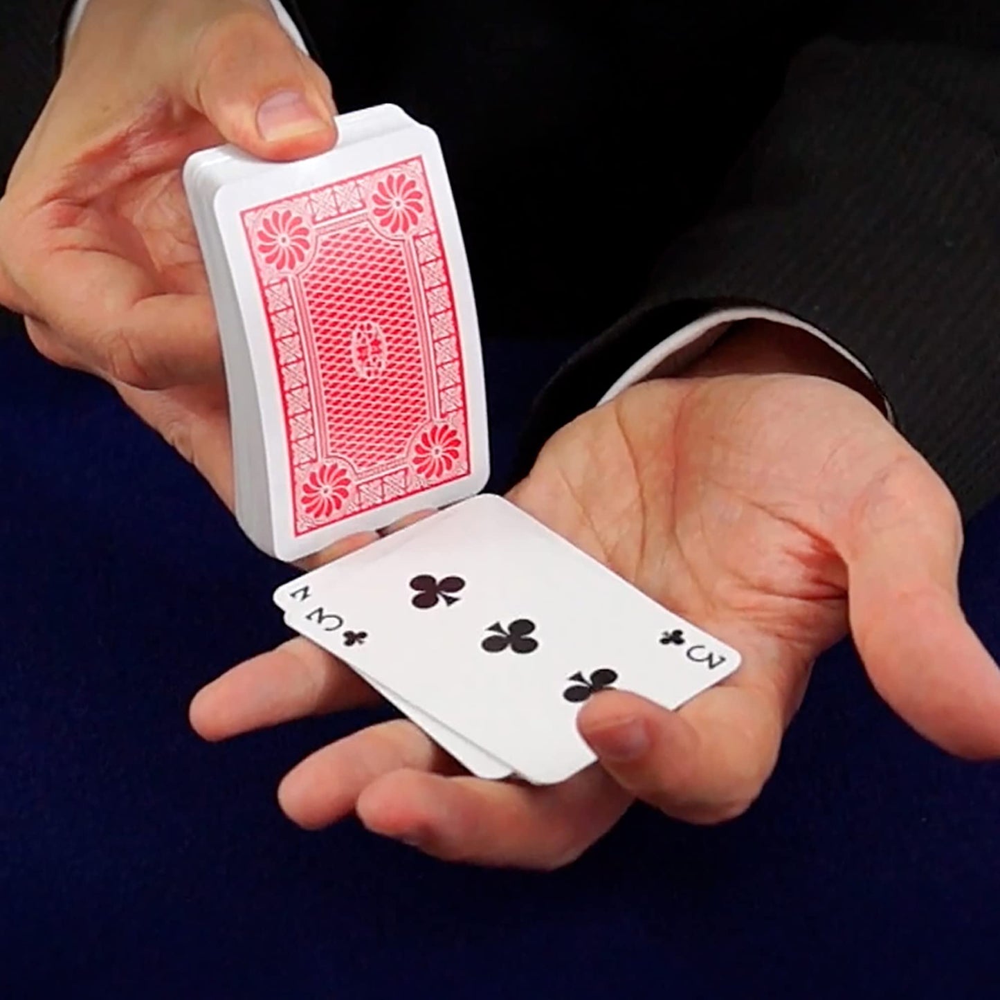 Marvin's Magic Ultimate 250 Card Tricks Set – 250 Tricks + Illustrated Guide