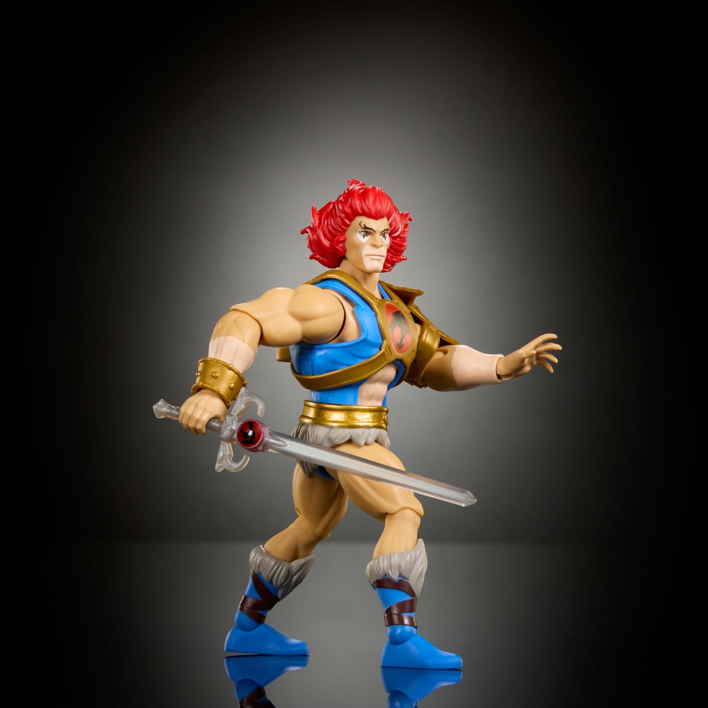 Masters of the Universe Origins Lion-O – 5.5-Inch Crossover Figure with Removable Armor, Sword of Omens & Collector Card