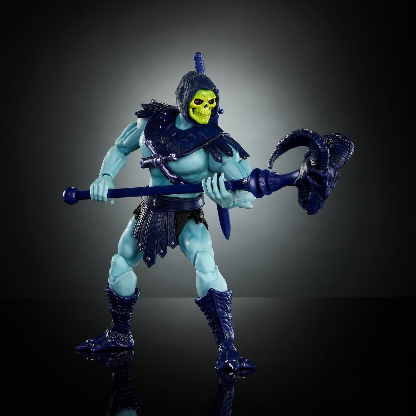 Masters of the Universe Masterverse Skeletor 18 cm Action Figure – Turquoise Body, Purple Armor, Sword & Staff