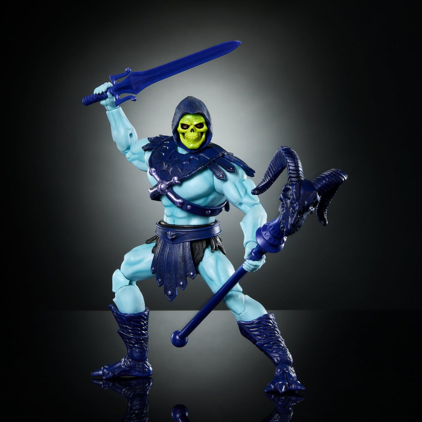 Masters of the Universe Masterverse Skeletor 18 cm Action Figure – Turquoise Body, Purple Armor, Sword & Staff