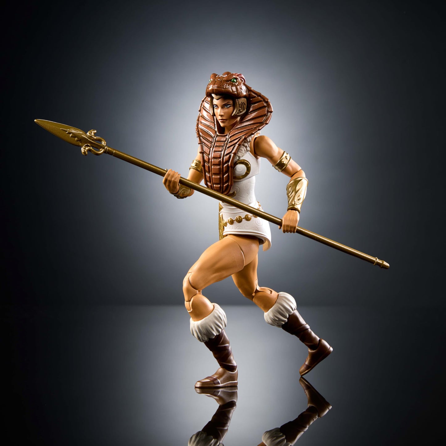Masters of the Universe Masterverse Teela – 7-Inch New Eternia Action Figure, 30 Articulations, Removable Cobra Hood