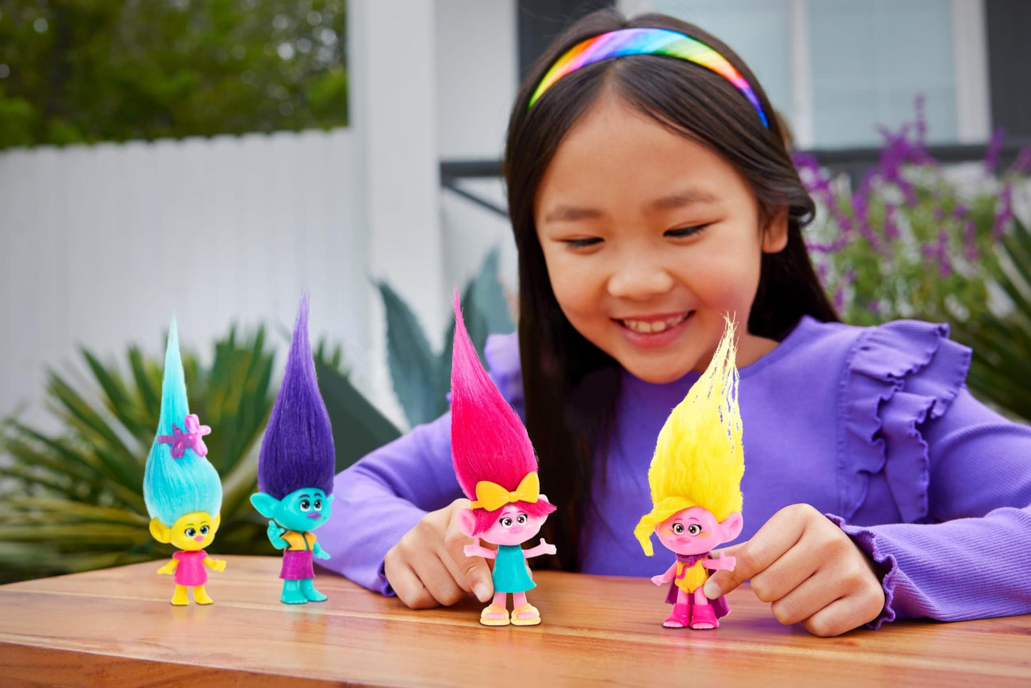 Mattel DreamWorks Trolls Trendsettin’ Viva Fashion Doll – Vibrant Yellow Hair