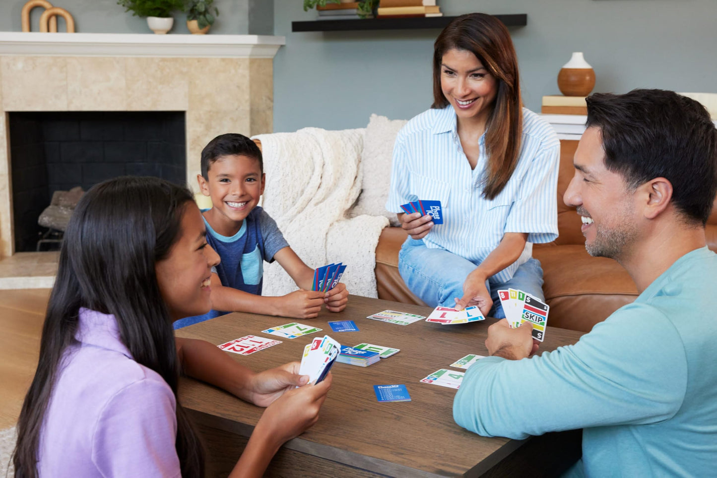 Mattel Games Phase 10 Card Game – 108 Cards, Family Night Fun for Ages 7+