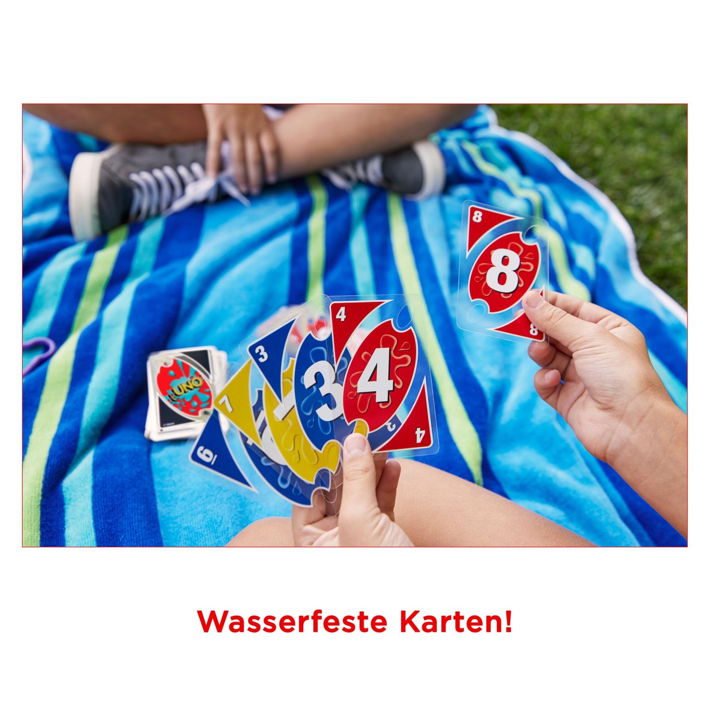 Mattel Games UNO H2O To Go - Water-Resistant Travel Card Game