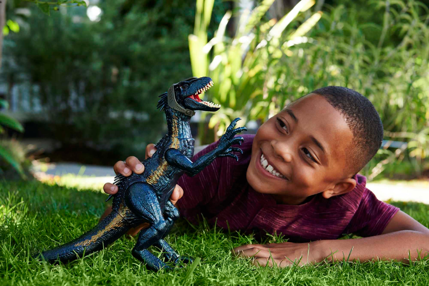 Mattel Jurassic World Indoraptor Track N Attack – 3 Attack Features + AR Play