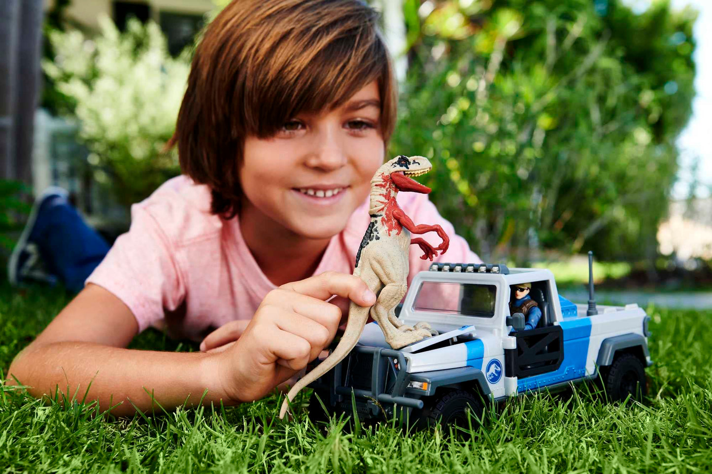 Mattel Jurassic World Search 'n Smash Truck Set with Atrociraptor & Mercenary Figure – Destruct Front Hood
