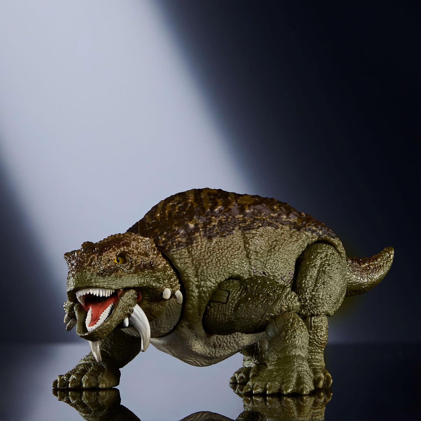 Mattel Jurassic World Hammond Collection Scutosaurus Action Figure – Premium Glass Eyes, 14-Point Articulation