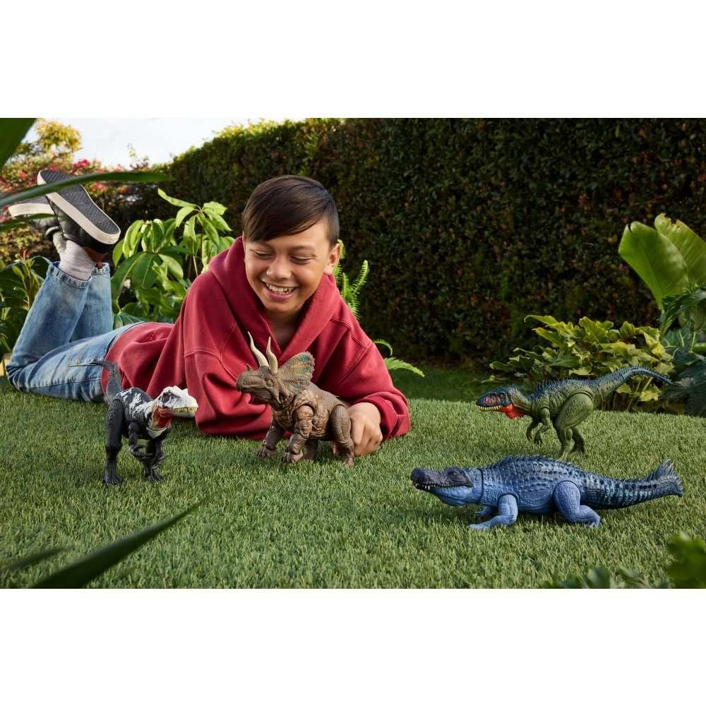 Mattel Jurassic World Rebirth Tyrannotitian – Gigantic Thrashers Dinosaur Figure, 2 Tail Attacks, AR Play