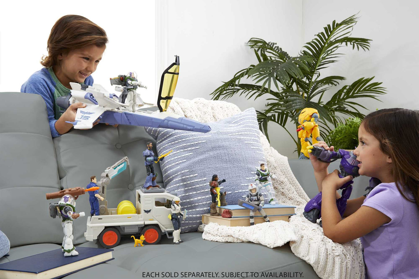 Mattel Lightyear Zyclops Battle-Equipped Action Figure with Projectiles