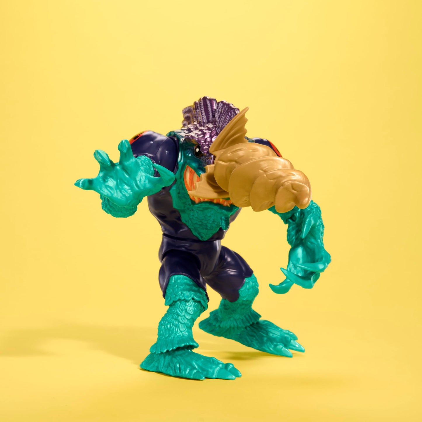 Mattel Street Sharks Slash Action Figure – 6-Inch Drilling Action & Bite Motion Collectible Toy