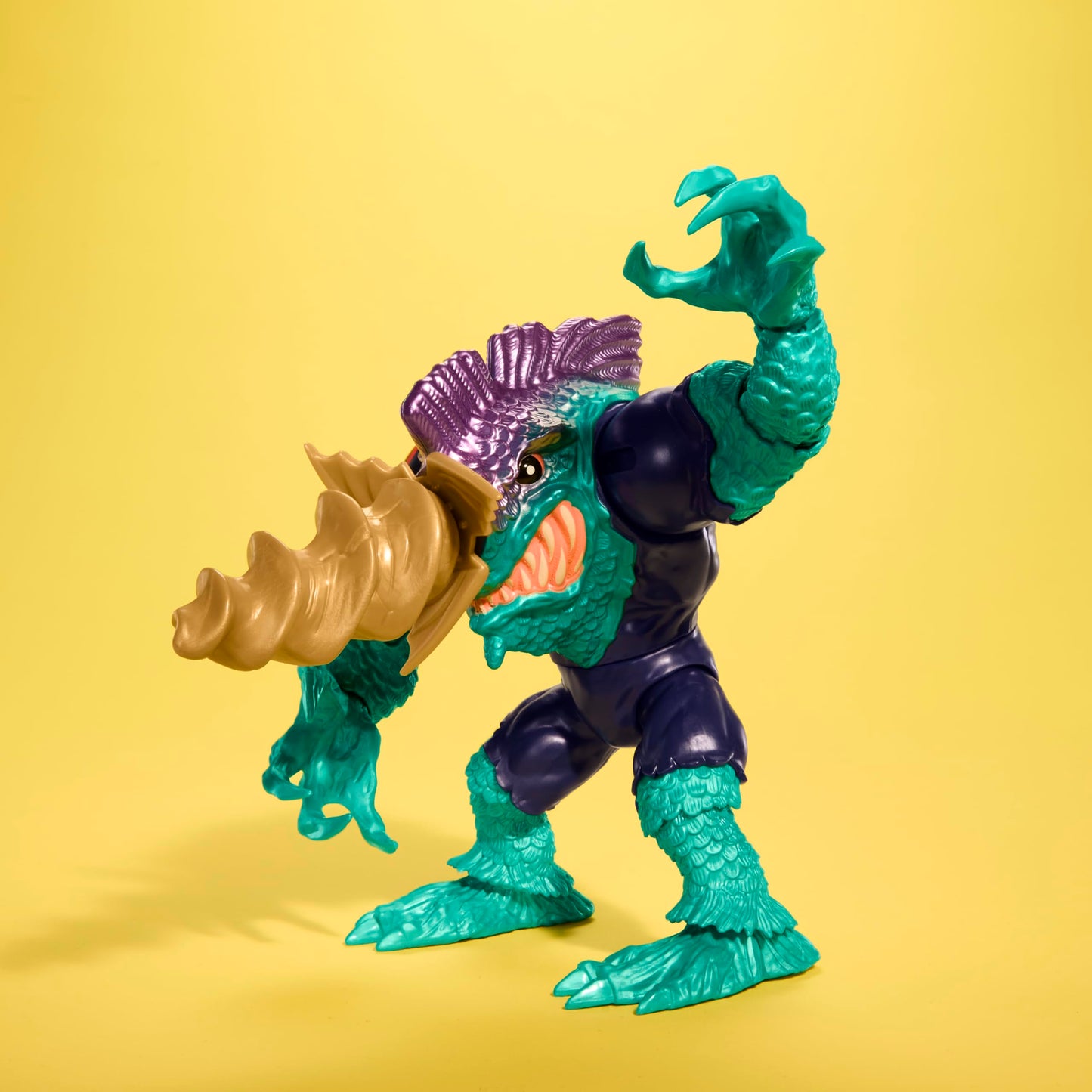 Mattel Street Sharks Slash Action Figure – 6-Inch Drilling Action & Bite Motion Collectible Toy